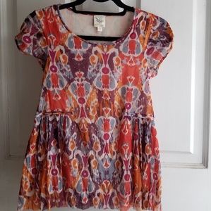 Fun top with mesh overlay